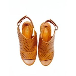 Catherines Laser Cut Lattice Blocked Heeled Sandals Size 10W